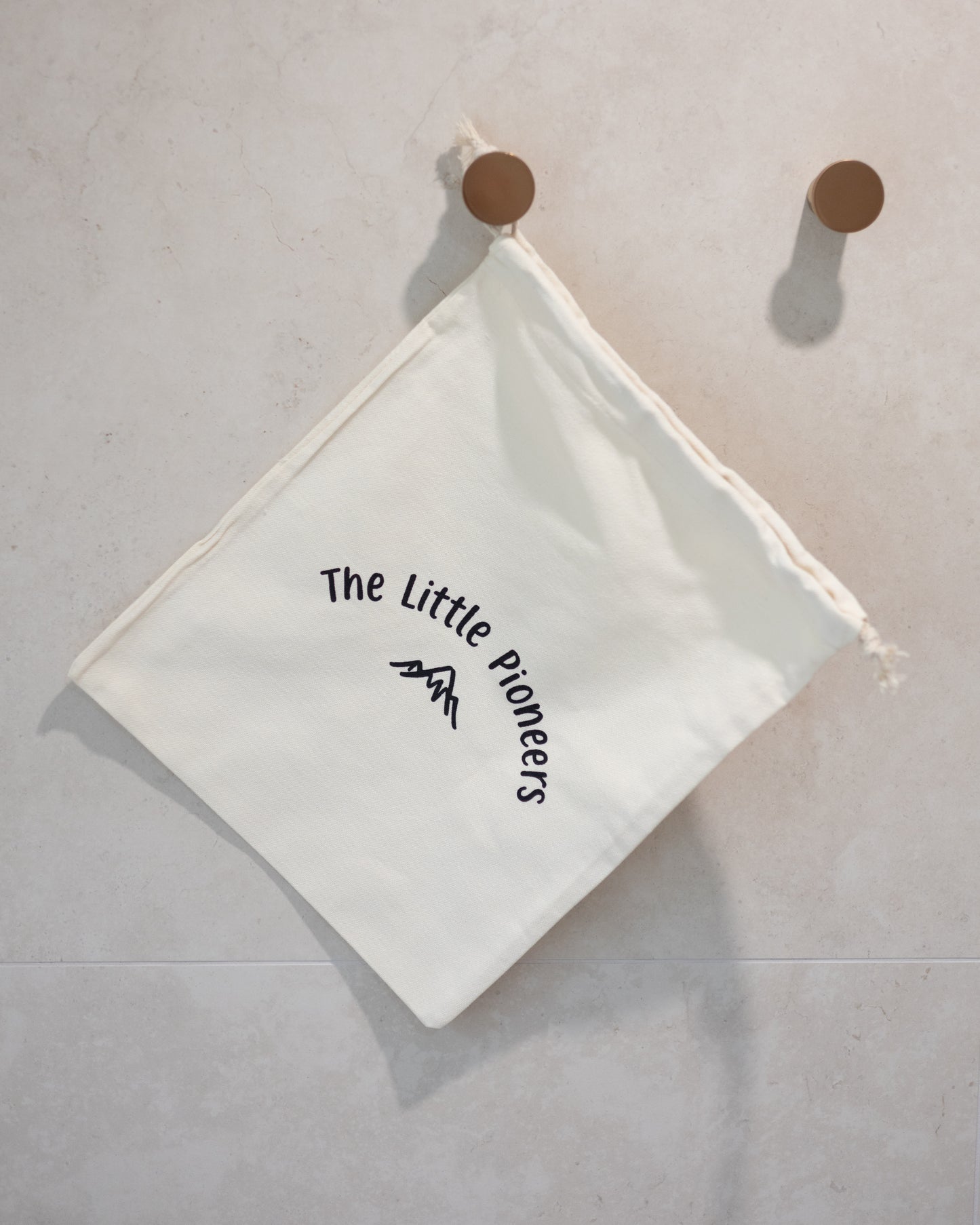 The Drawstring Carry Bag